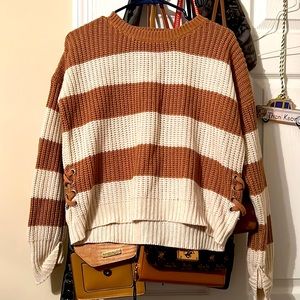 Says XL, but perfectly fit for someone size small